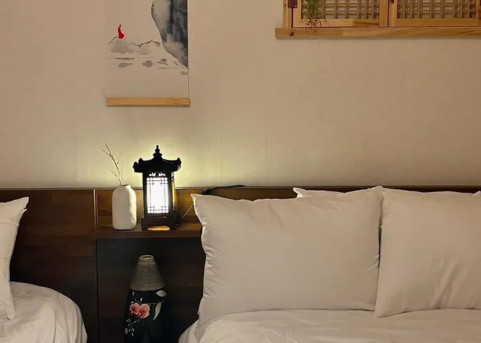 Apartamento #new #traditional Mood #line2 Sillim Station Walk 10min, Hongdae Gangnam 20min #3bed 3ac Netflix #쉼온유 *
